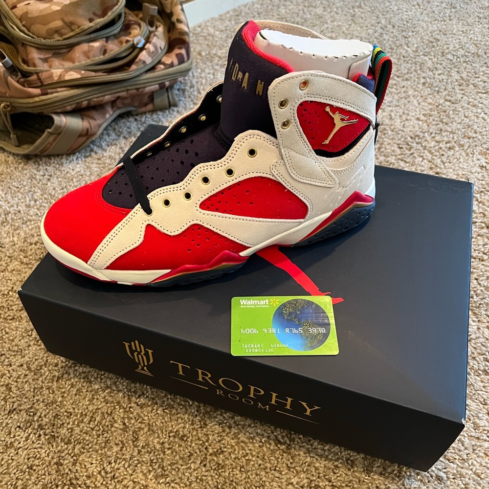 Jordan retro 7 trophy room DS